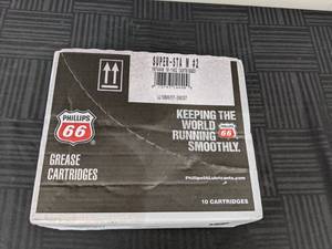 lot 153 image: NEW Phillips 66 Super-STA M #2 Grease Cartridges, Pack of 10