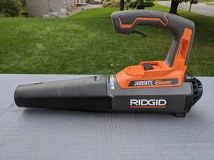 lot 108 image: Rigid 18V Jobsite Blower