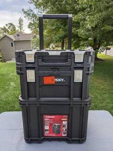 lot 111 image: Husky 22 Connect Rolling System Toolbox