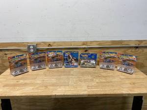 lot 83 image: HOT WHEELS Lot of 7- ToyCollectible Packs