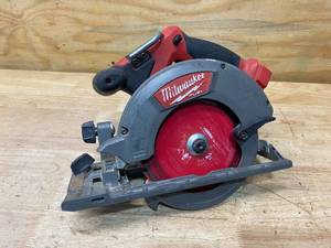 lot 115 image: MILWAUKEE M18 FUEL 18V Lithium-Ion Brushless Cordless 6-12 in. Circular Saw (Tool-Only)