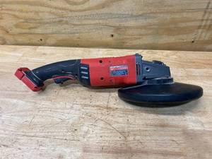 lot 117 image: MILWAUKEE M18 FUEL 18V Lithium-Ion Brushless Cordless 7 in.9 in. Angle Grinder (Tool-Only)