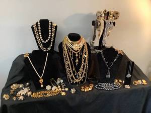 Costume Jewelry 11