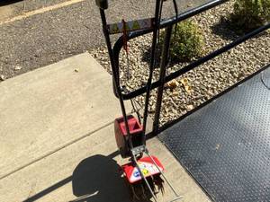 Mantis Garden Tiller 2
