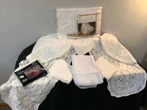 Dining Room Linens