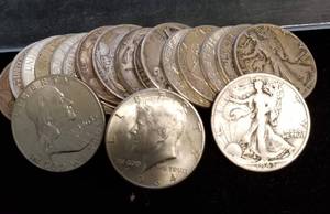 ROLL OF 20 US SILVER HALF DOLLARS 90% SILVER MIXED DATES