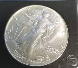 1986 AMERICAN SILVER EAGLE 1 TROY OZ .999 FINE SILVER BLACK SLAB