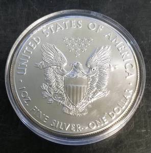 2018 AMERICAN SILVER EAGLE 1 TROY OZ .999 FINE SILVER IN AIRTITE