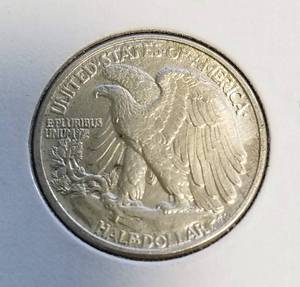 1944 WALKING LIBERTY HALF DOLLAR UNC