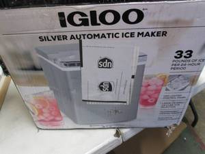 Igloo 33-Lb Ice Maker - Silvertone ...