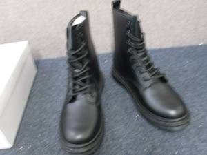 Ladies Short Black Lace-up Boots Si...
