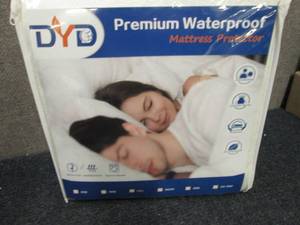 Cal King Premium Waterproof Mattres...