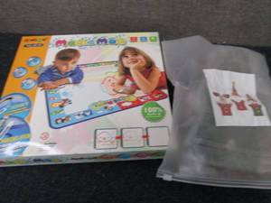 Magic Mat, 3 Hand Puppets...