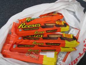 12 Reeses King Size...