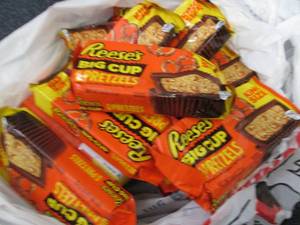 12 Reeses Big Cup Pretzels...