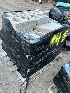 (4) Pallets Of Assorted Landscape Retaining Wall Block