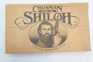lot 10 image: Crossman CO2 revolver