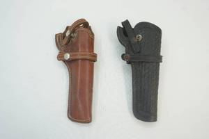lot 56 image: leather holster
