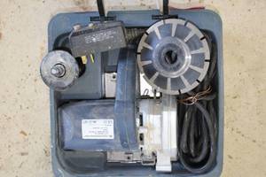 lot 977A image: Alpha Professional Tools AVC125 Router with Accessories and Carry Case