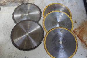 lot 1028 image: Lot of (5) 12 FinishCombination Saw Blades