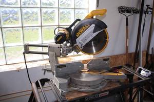 lot 1031 image: DeWalt 12 Adjustable Saw