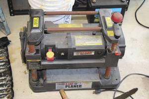 lot 1036 image: Central Machinery 12 2.5-hp Planer