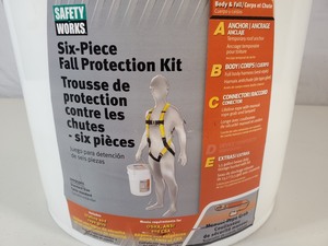 New 6 pc Fall Protection Harness and Lifeline