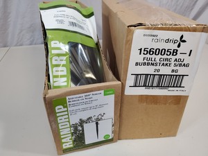 New Case of Raindrip Irrigation Bubbler Garden Stakes