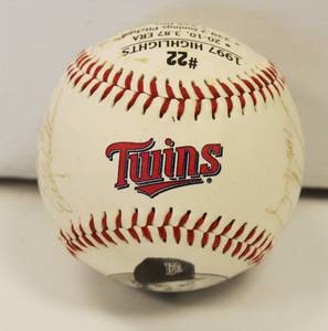 Twins Brad Radke Signed Baseball