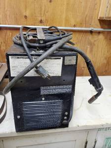 lot 7 image: Mastercraft Wirefeed Arc Welder