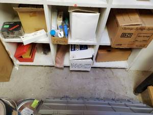 lot 35 image: Contents Of Shelf