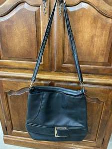 lot 32 image: NEW. Leather PurseComputer Bag