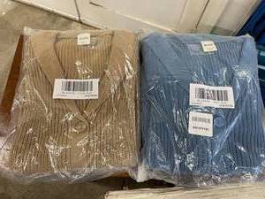 lot 89 image: NEW. 2-Sweaters Size XL-Christmas Gift