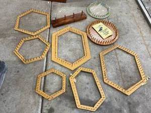lot 91 image: 8-Vintage Quilt Knit Kits