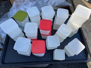 lot 107 image: Variety Of Plastic Containers For Many Uses