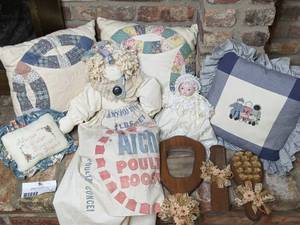 lot 147 image: Vintage Hand-Crafted Country Collection-Dolls, Pillowsl Wooden Decor