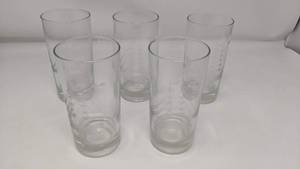lot 37 image: Vintage Etched Nautical Glass Tumblers