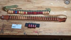 lot 49 image: Shotgun Shells in Holder