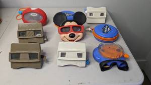 lot 14 image: Vintage Viewfinder Collection