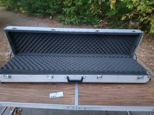 lot 163 image: Plano Aluminum Gun Case