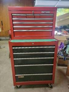 lot 01 image: 7 Drawer Craftsman Tool Cabinet with Key and 12 Drawer Craftsman Rolling Toolcase