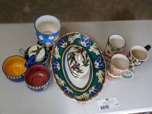 lot 117 image: Beautiful 8-Piece Vintage Hand-Painted Ceramic Collection-Black Forest Germany & More
