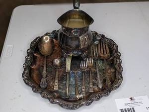 lot 119 image: Stunning Vintage 10 Piece SIlver-Plated Serving Collection