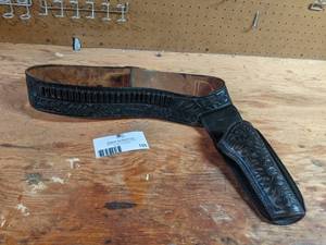 lot 105 image: Beautiful Hand-Crafted Embossed Leather Gun Holster