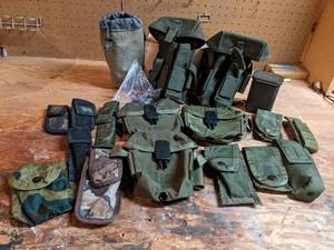 lot 61 image: Assorted Vintage Military Pouches and Knife Holsters