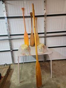 lot 189 image: Boat Paddle Collection