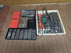 lot 281 image: Assorted Screwdriver Bit Collection