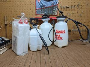 lot 313 image: Thompson Water Deck Sprayer