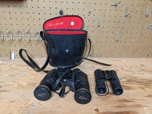 lot 91 image: 2 Binoculars - Vintage Sans & Streiffe in Case & Simmons