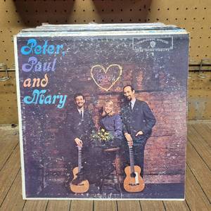 lot 310 image: Jumbo Record Collection